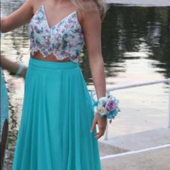2 piece turquoise prom dress - Picture 2 of 6